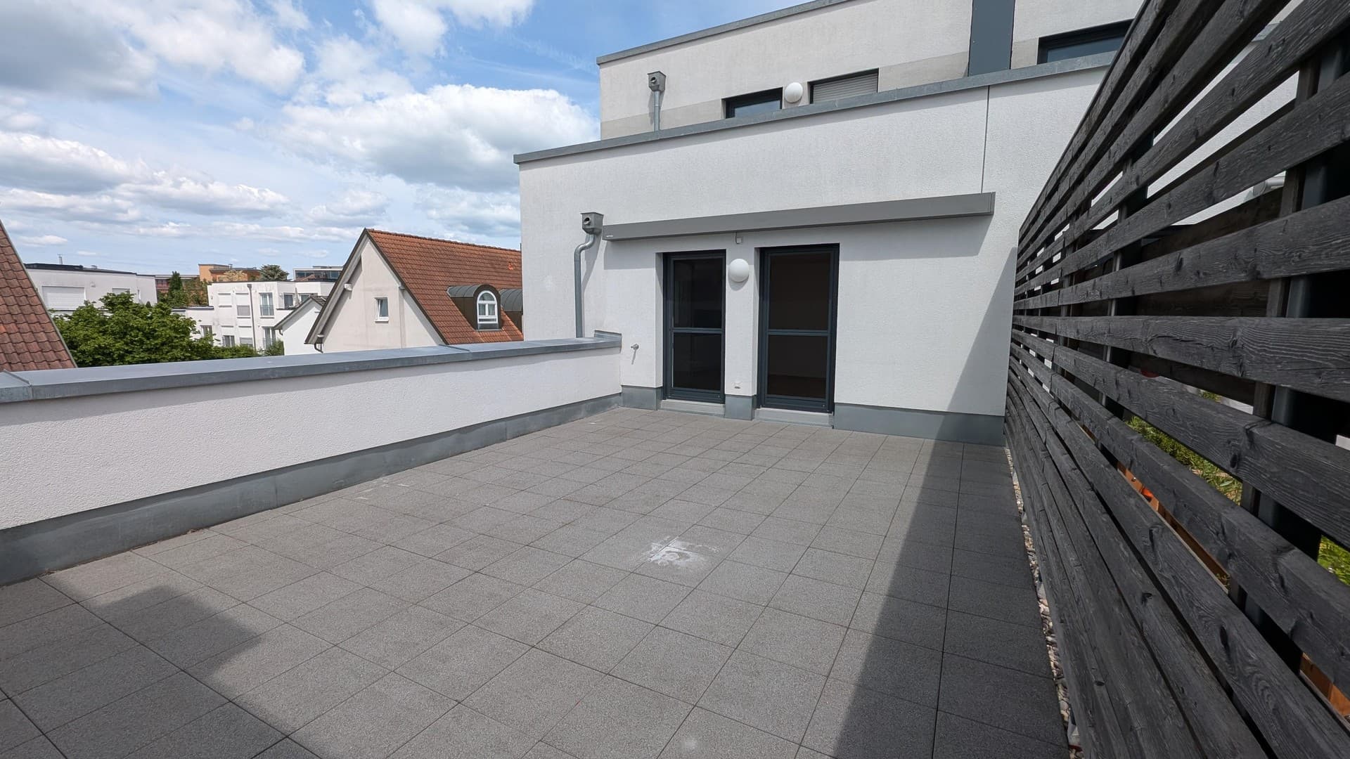 Provisionsfrei: Wohnen mit Penthouse-Flair, sonnige Dachterrasse in zentraler Lage von Herrenberg