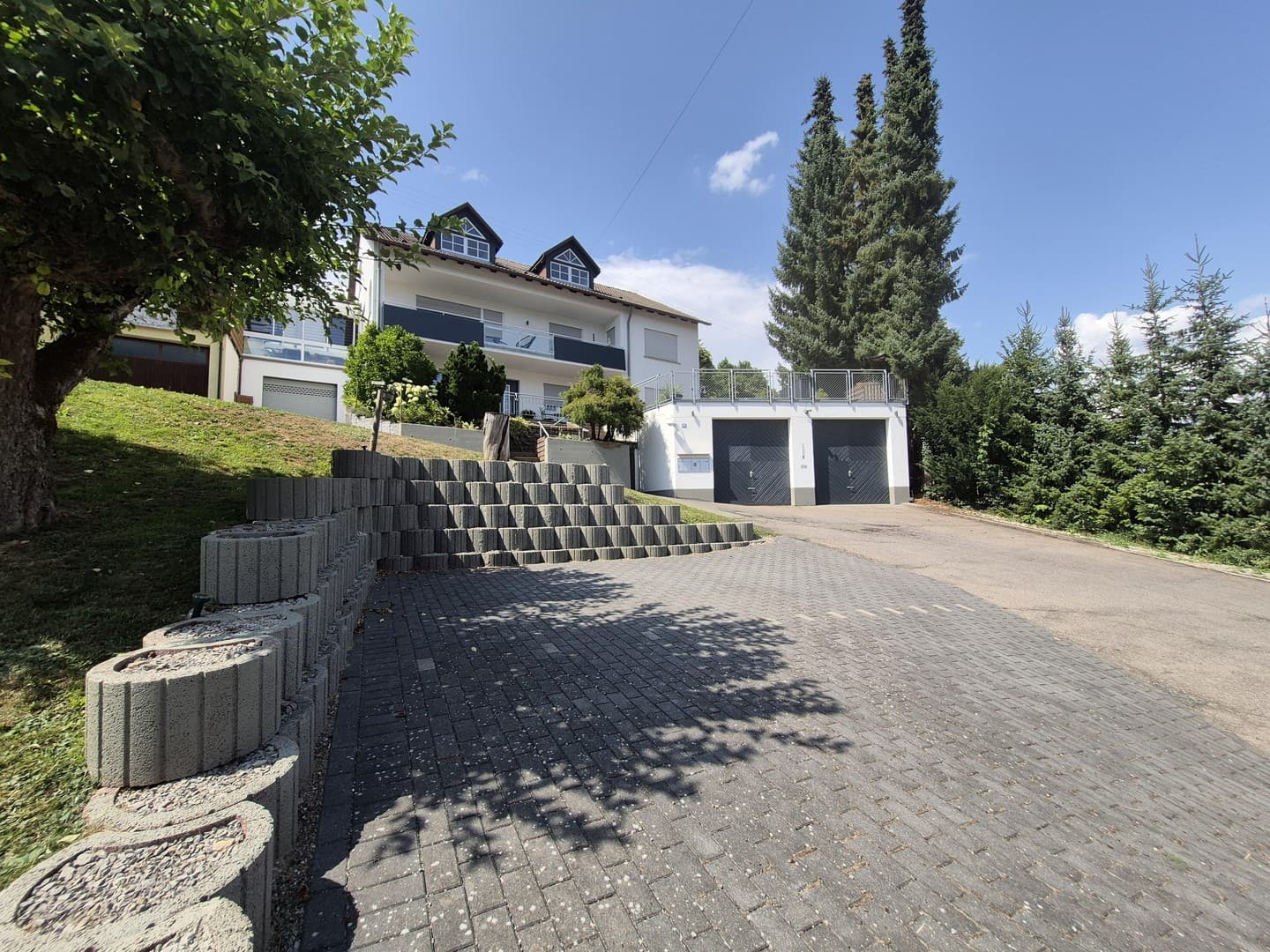 Außergewöhnliches Mehrfamilienhaus mit Aussicht und Ausblick