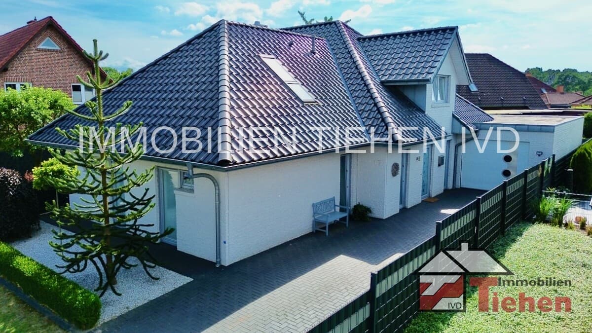 Exklusives Wohnerlebnis auf rund 225 m² – stilvoll, großzügig, einzigartig und PROVISIONSFREI!