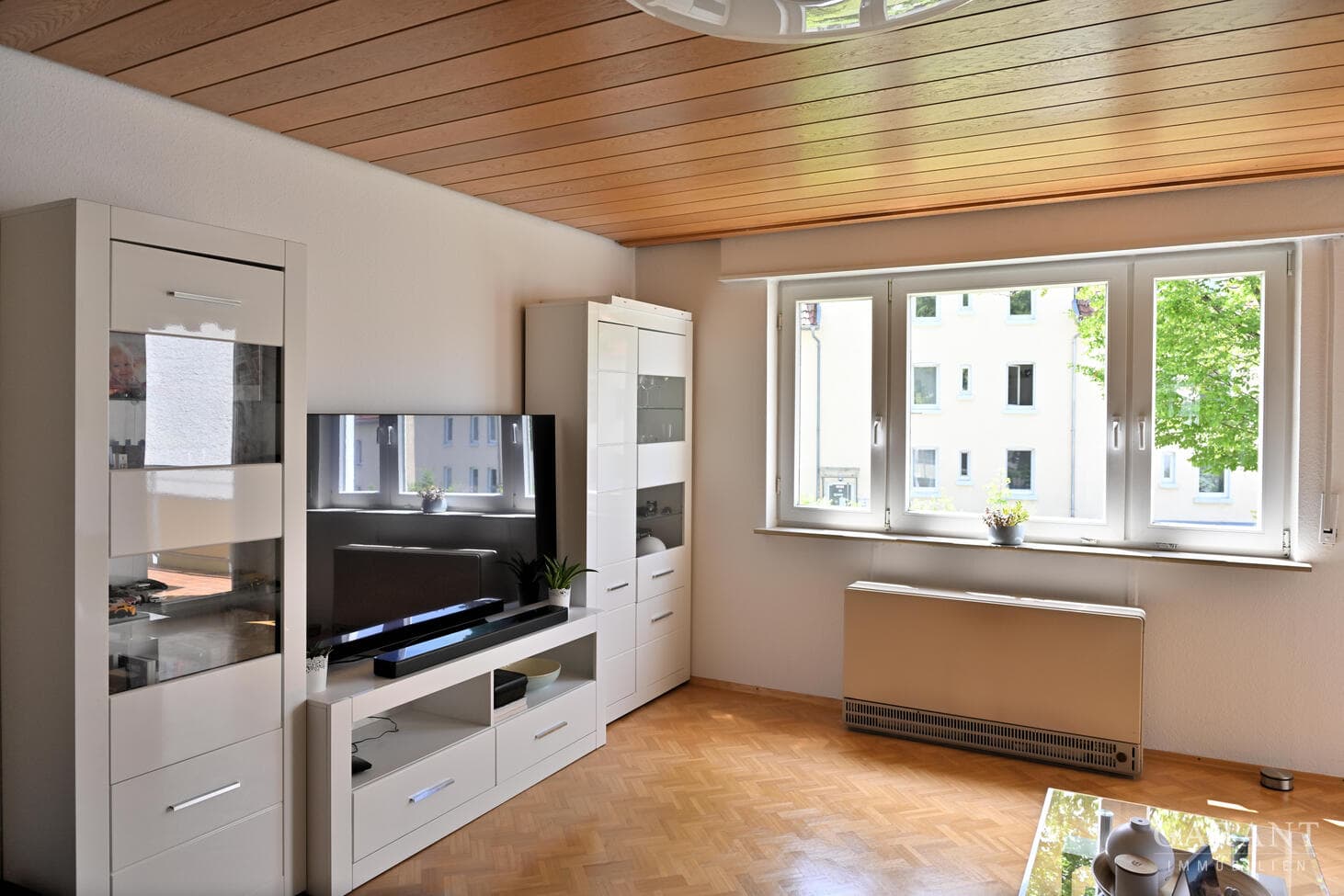3 Zimmer-EG-Wohnung mit Balkon