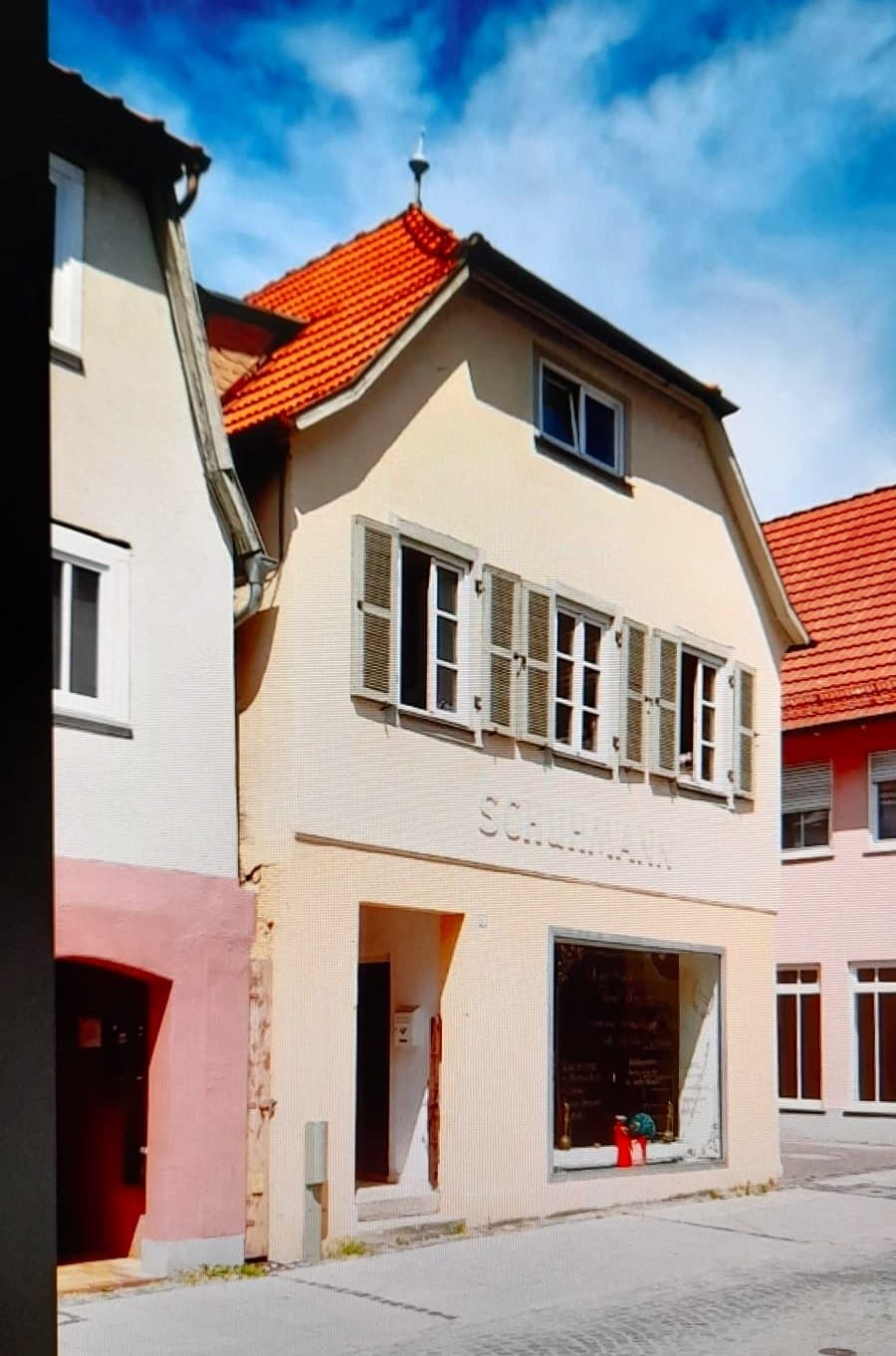 Bad Neustadt a. d. Saale, Wohn-u.Geschäftshaus