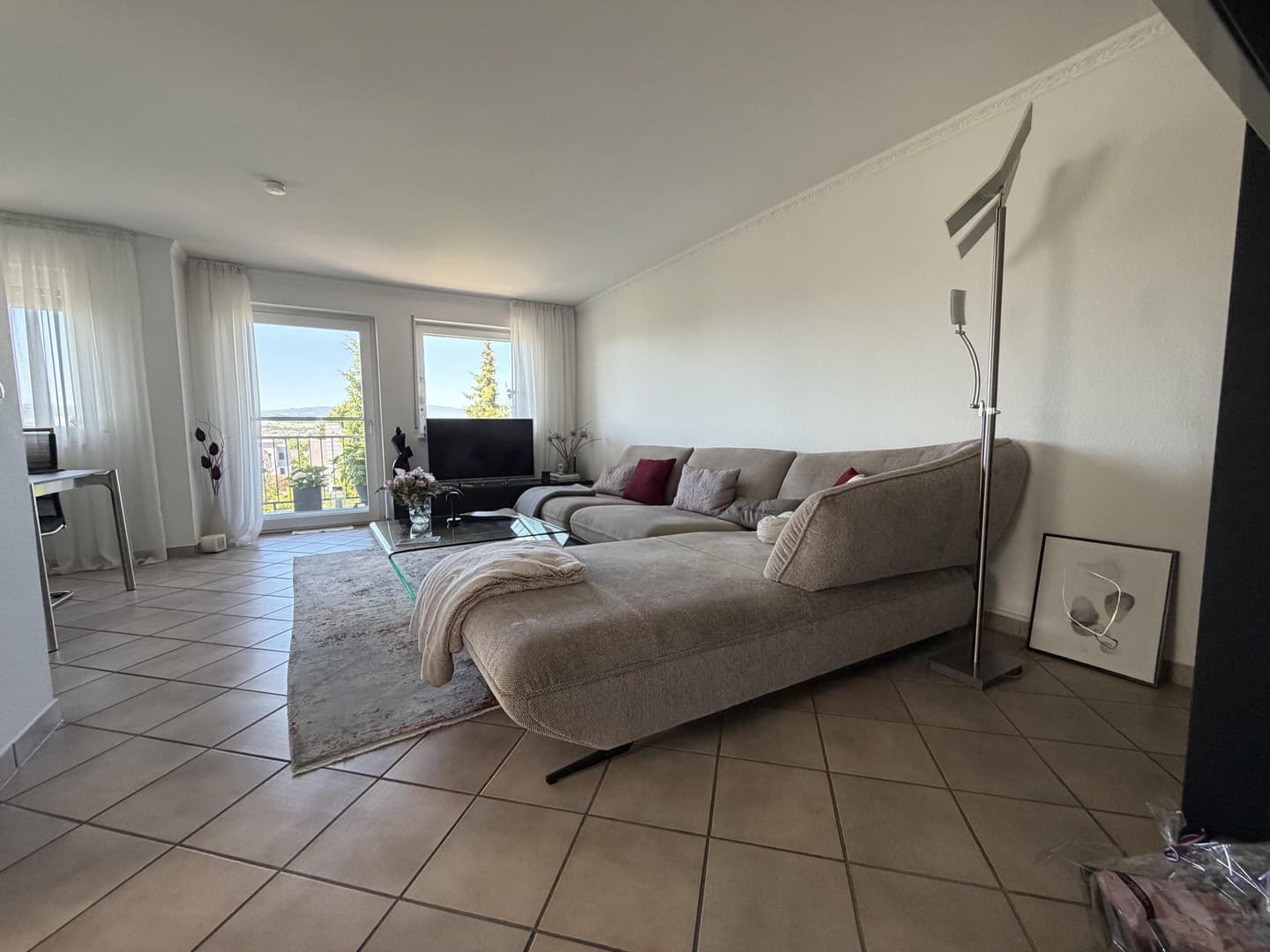 Bestlage am Budenheimer Wald / Helle 3-Zimmer Wohnung mit Balkon und Garage