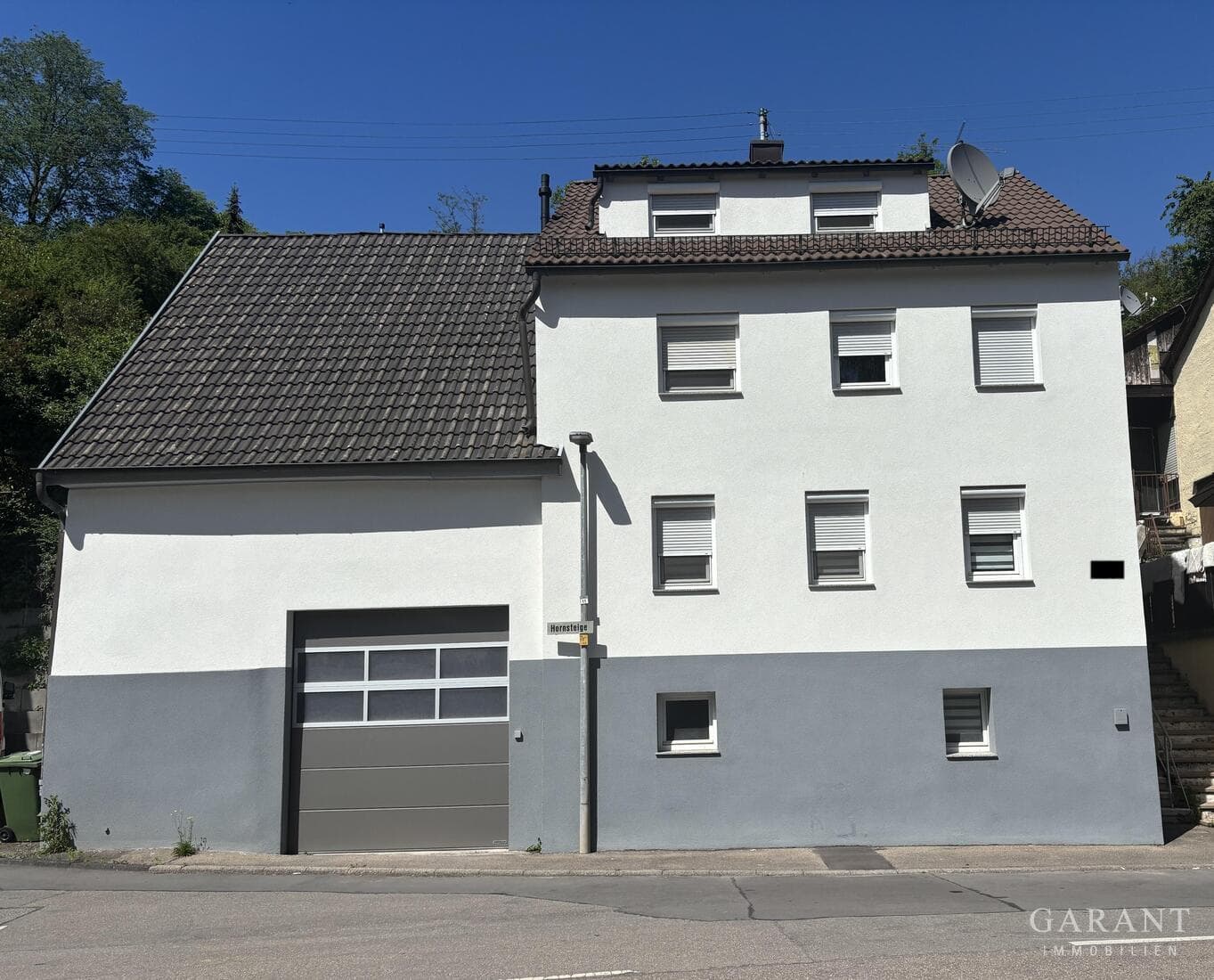 Freistehendes Einfamilienhaus mit traumhaftem Gartenparadies und Wellness-Oase in Darmsheim