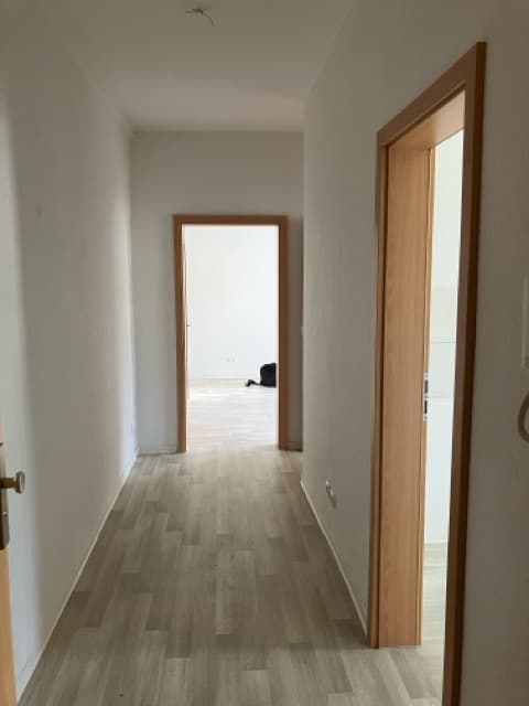 Einziehen & ankommen: Gemütliche 2-Raumwohnung in Hoyerswerda*
