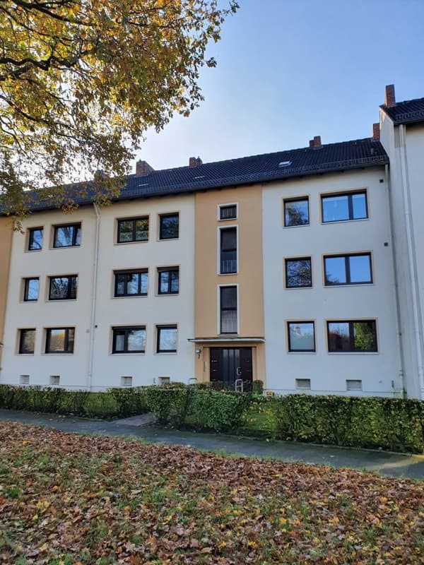 3 ZKB-Balkon in ruhiger Wohnlage - zu Fuß zur Nord-West-Bahn - frei ab 01.09.2026