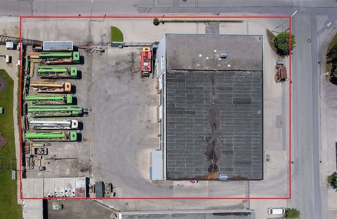 Provisionsfrei - Büro- und Werkstattgebäude auf 3.743 m² in Karlsfeld bei München