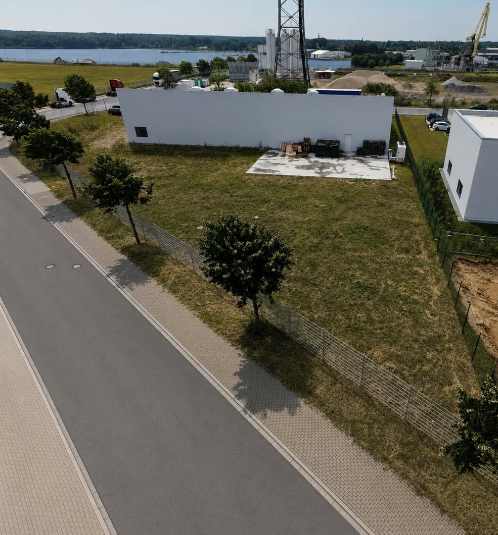 Gewerbegrundstück 1.330 m² in Lübeck-Kücknitz – nahe A1, Hafen & Ostsee mit Baugenehmigung für Halle