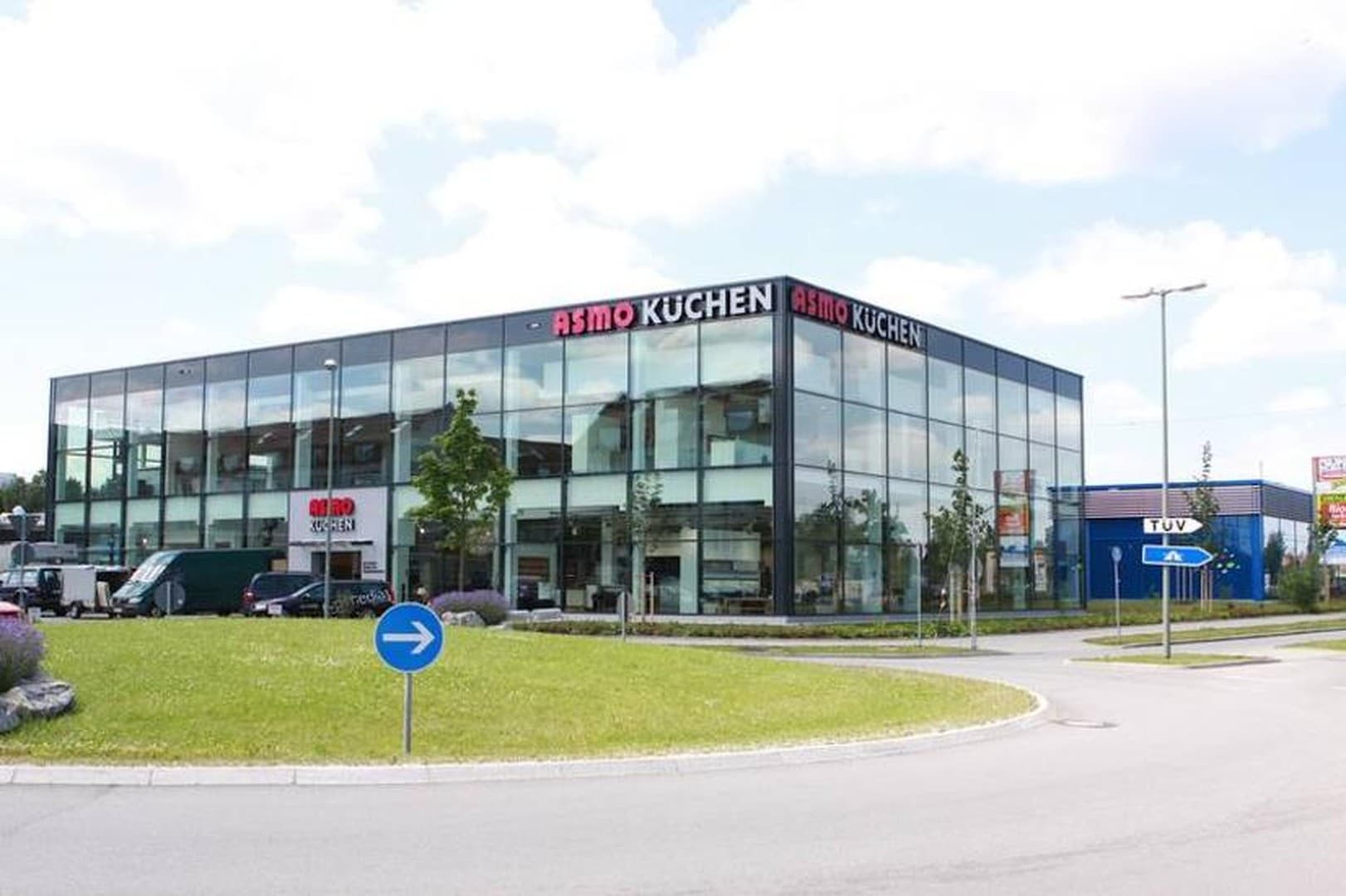 Hochwertige Teilfläche im Gewerbegebiet Unterhaching zur Untermiete bei ASMO Küchen GmbH