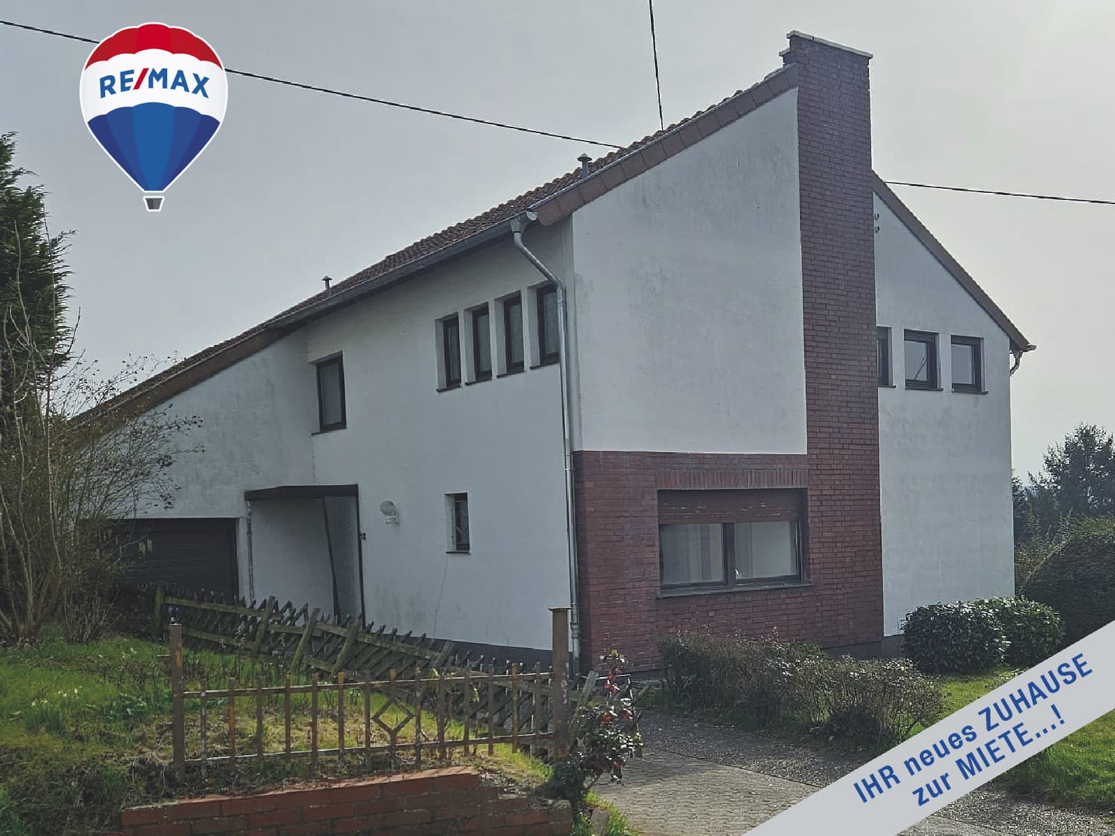 MIETE: Attraktives, freistehendes Einfamilienhaus
mit großzügigem Wohngefühl und Privatsphäre...!