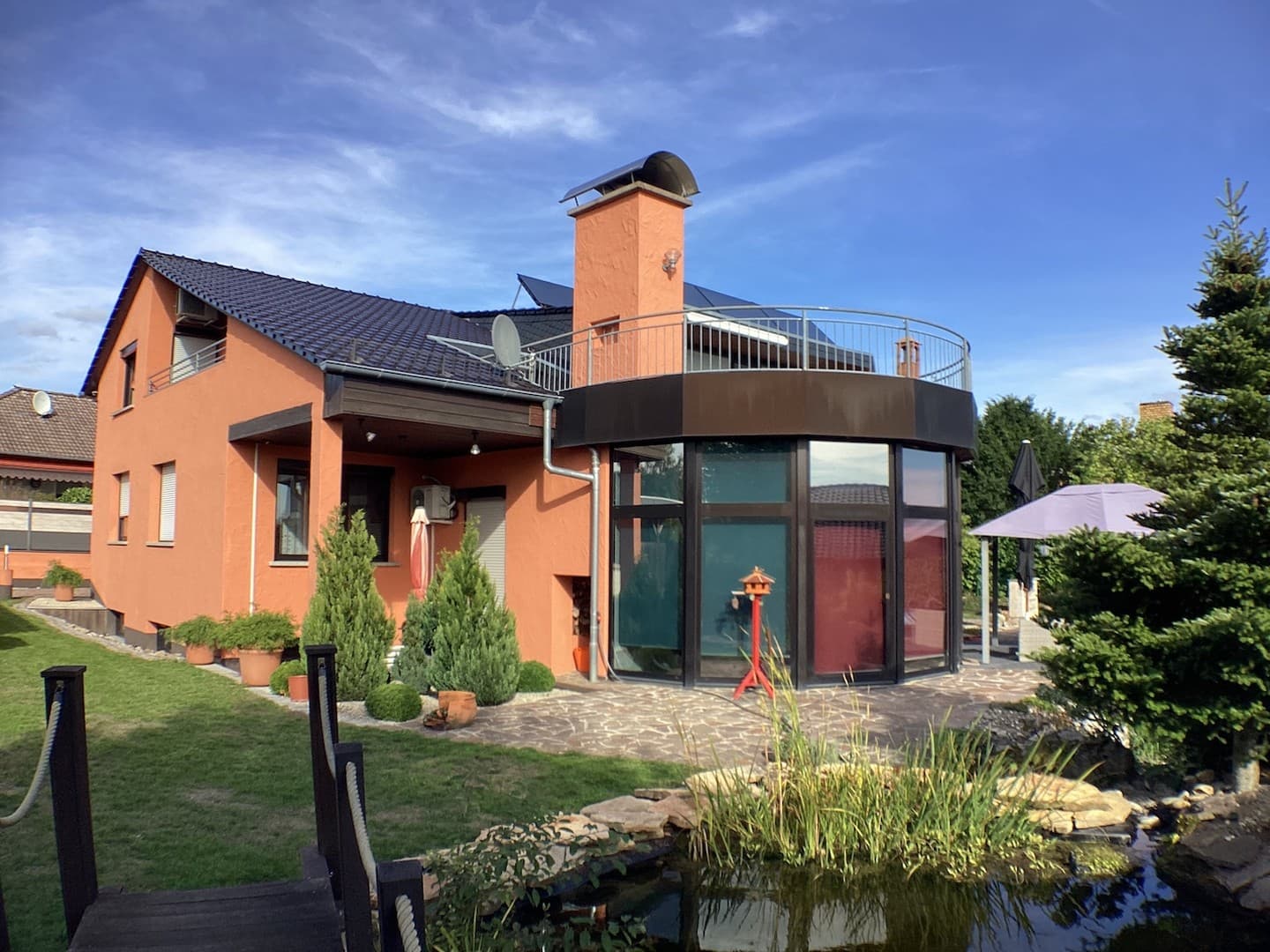 Stilvolles Anwesen mit Einliegerwohnung, Wellnessbereich und großem Grundstück bei Coburg