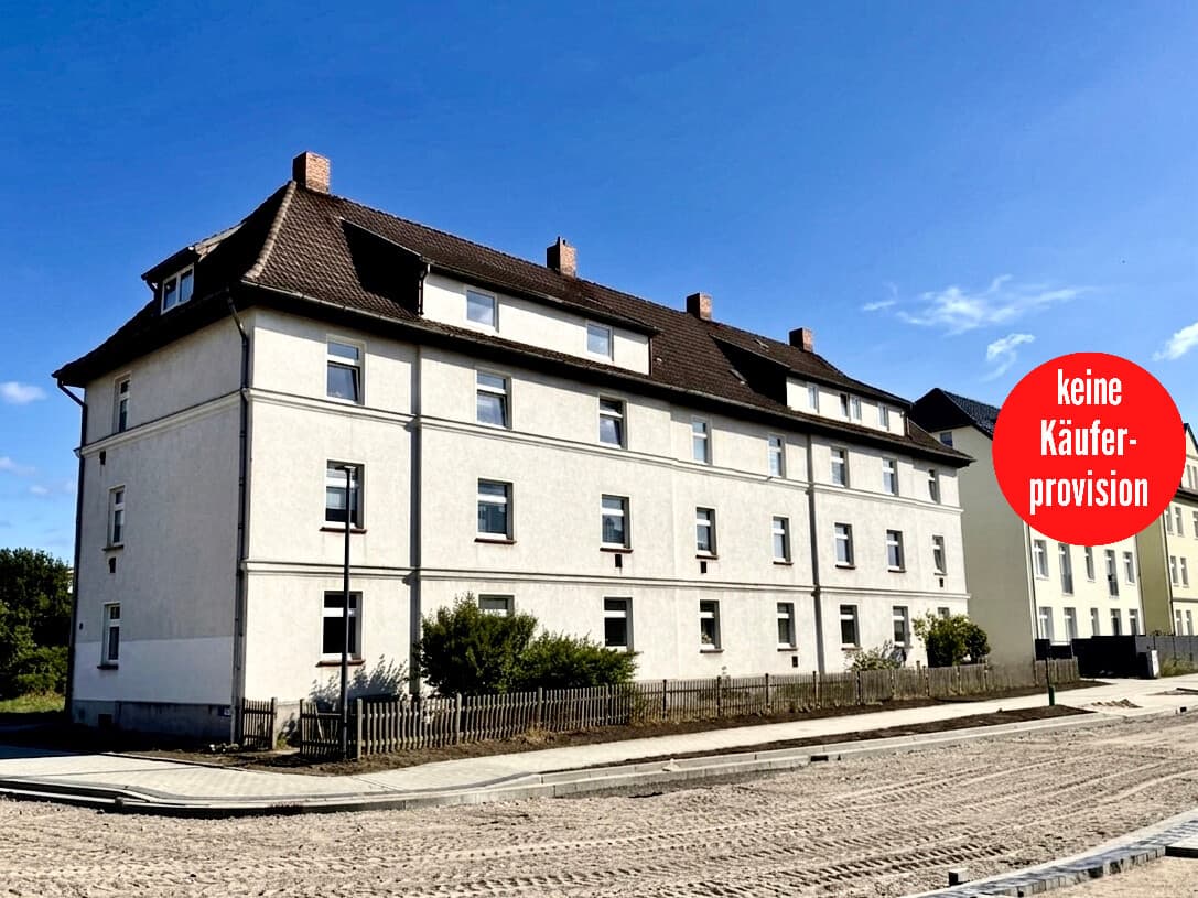 HORN IMMOBILIEN++ Neubrandenburg, vermietetes MFH mit 13 WE, großem Grundstück, nur 500 m zur Innenstadt