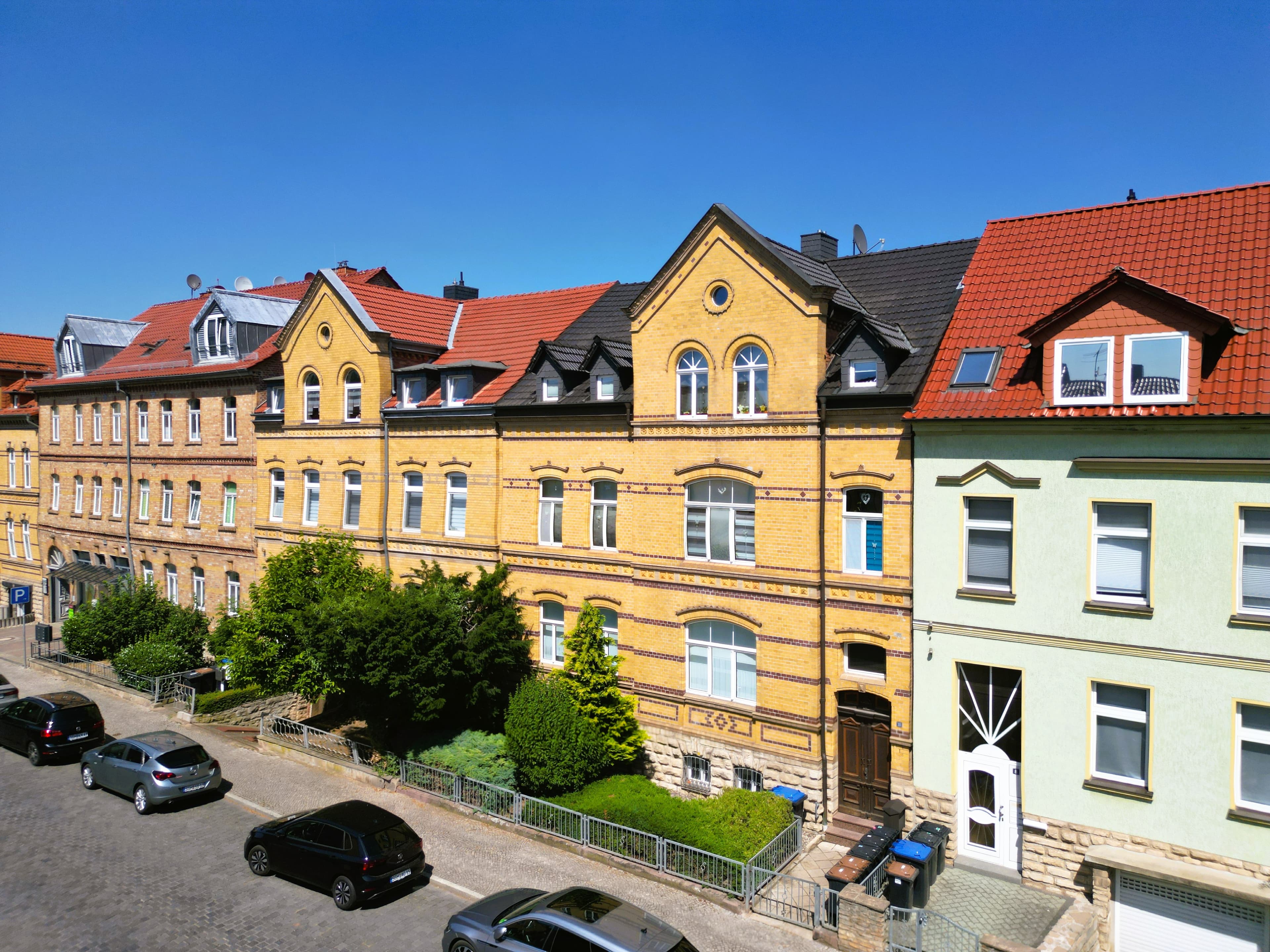 großzügige Hochparterrewohnung in der R.- Breitscheid- Straße