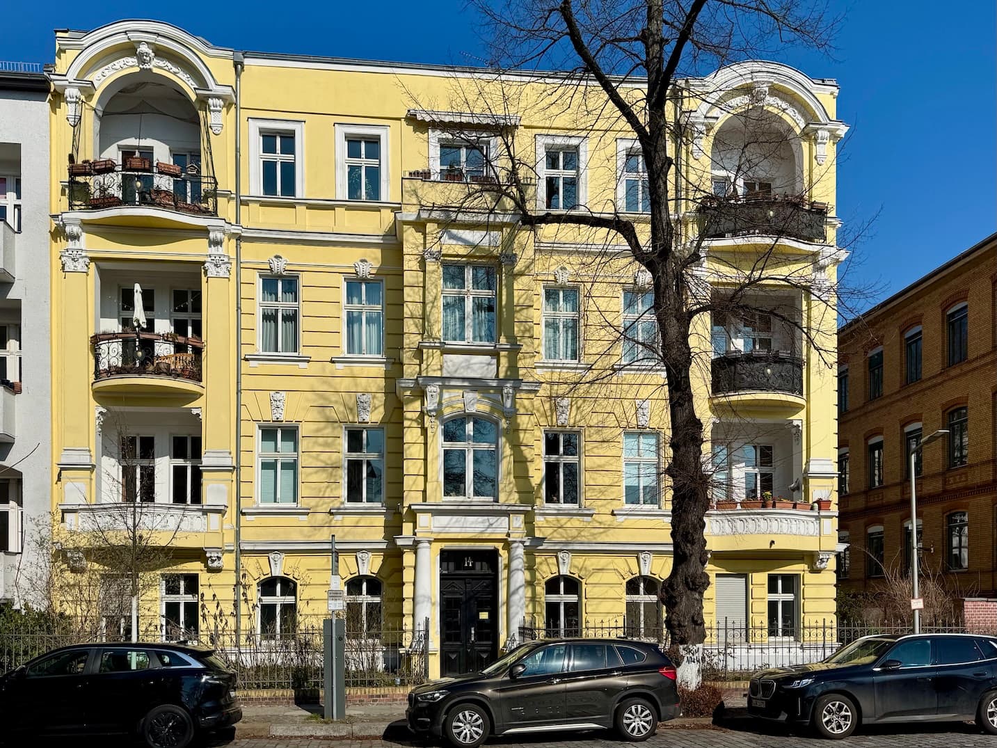 Modernisierte 3-Zimmer-Eigentumswohnung, ca. 95 m², bezugsfrei kaufen, zentrale Lage Berlin-Steglitz