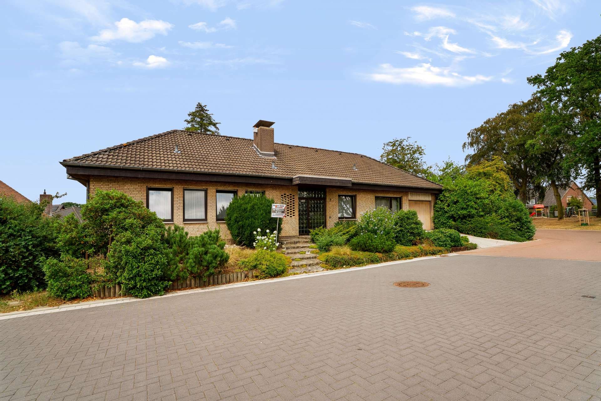 Emmerich – Großzügiger Bungalow in beliebter Wohnlage mit viel Platz für die ganze Familie