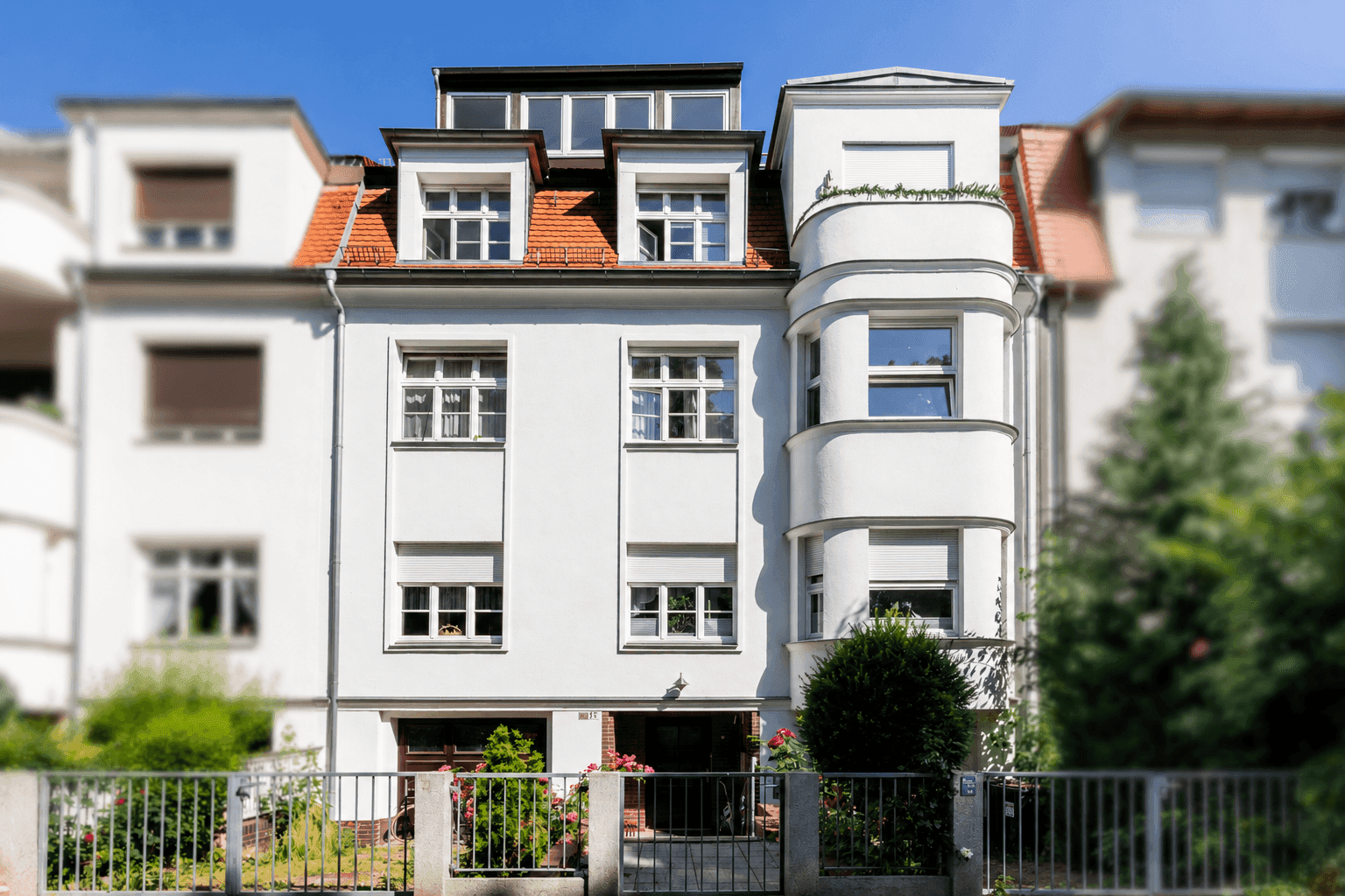 Repräsentatives Stadthaus am Rosental. Sofort einziehen, langfristig profitieren