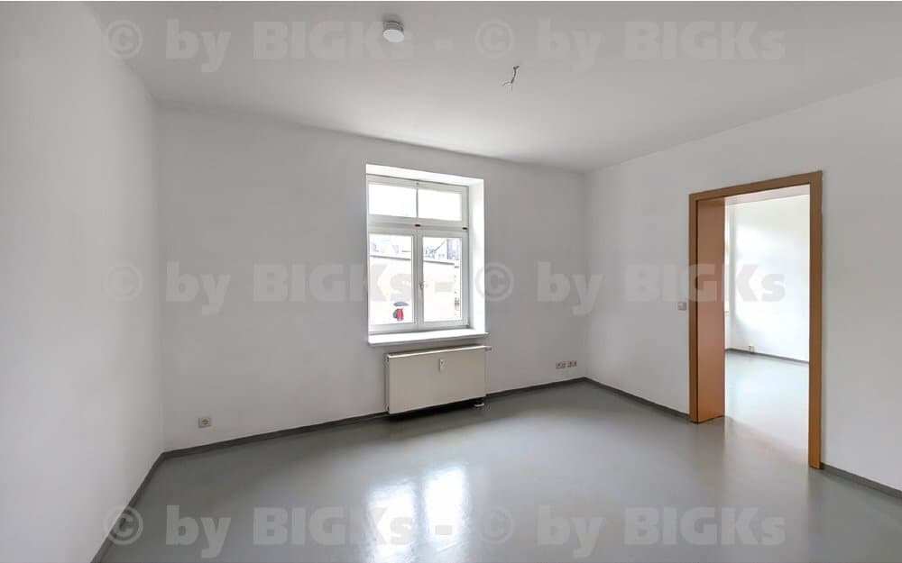 BIGKs - Suhl: OT Schmiedefeld 2 Raum Wohnung, sep. Küche (-;)