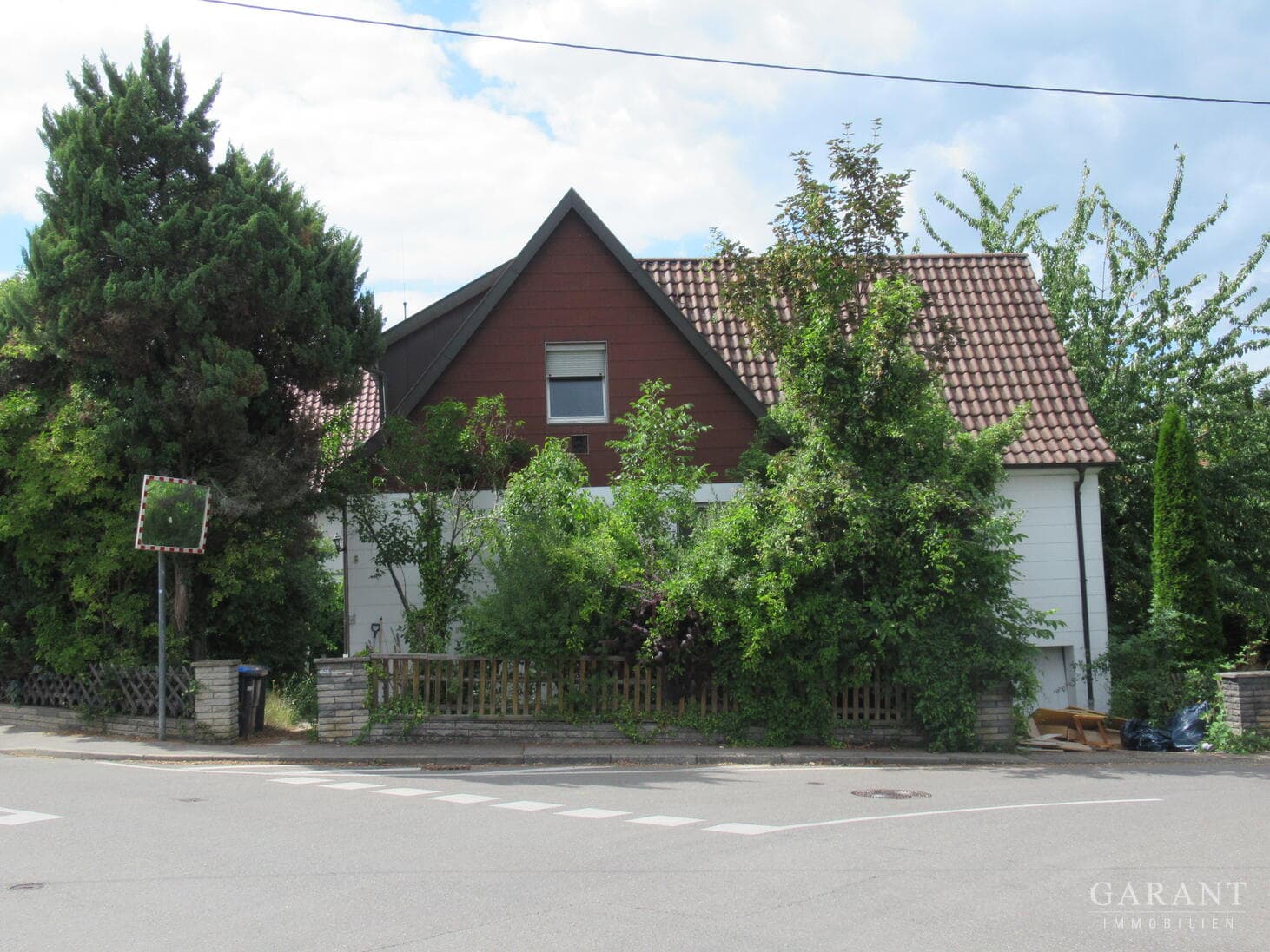 Entwicklungsgrundstück mit Neubaupotenzial in Esslingen-Berkheim