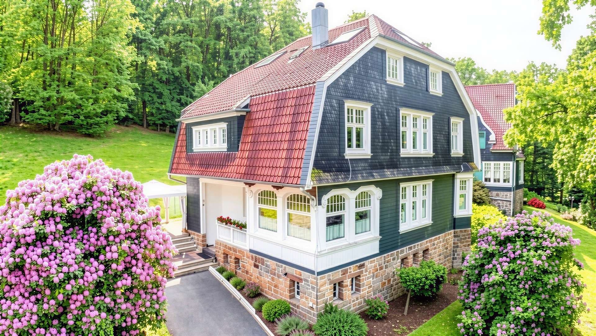 Ein Stück bergische Geschichte: Denkmalgeschützte Villa mit drei Wohneinheiten
