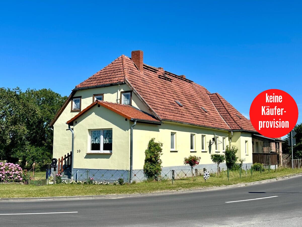 HORN IMMOBILIEN + Einfamilienhaus mit Einliegerwohnung und großem Grundstück, Matzdorf bei Strasburg