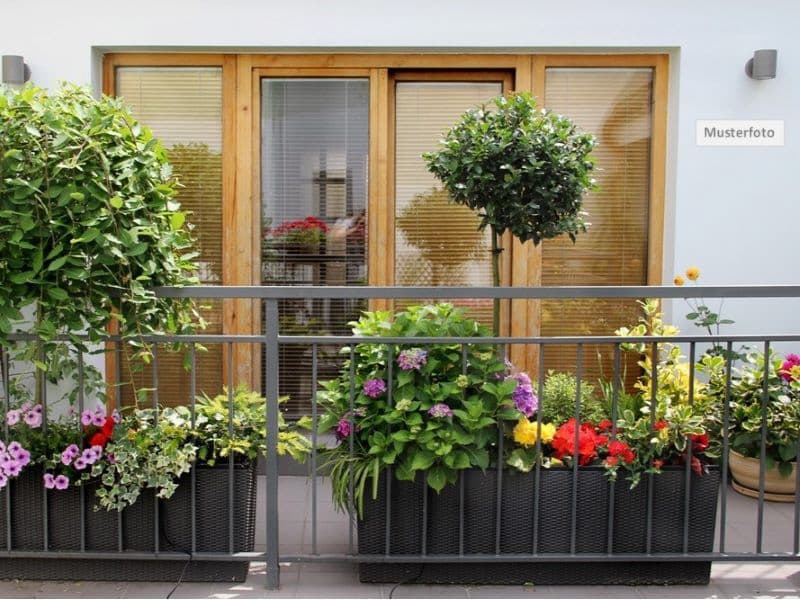 Etagenwohnung in 53909 Zülpich, Römerallee