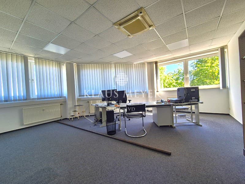 Klimatisierung vorhanden, Büro in Meckelfeld, provisionsfrei - Nh. BAB A7, A1, A39