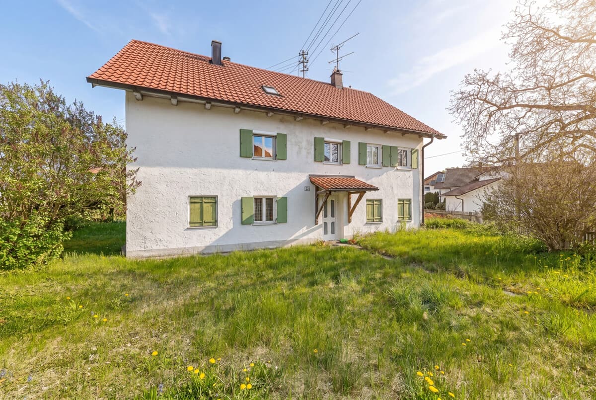 Grundstück mit Altbestand im Herzen von Hechendorf