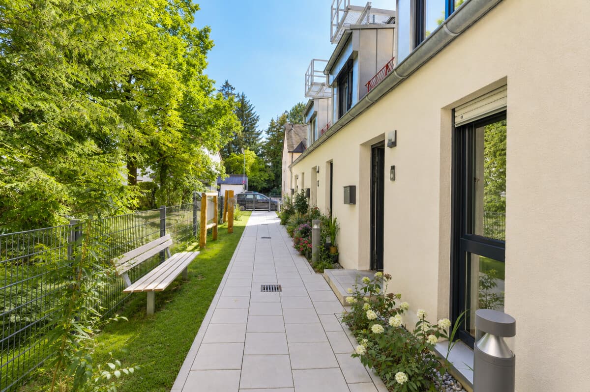 ERSTBEZUG! Exklusive 2,5-Zimmer-Maisonettewohnung mit Townhouse-Feeling
