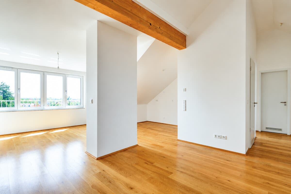 ERSTBEZUG! Moderne 4-Zimmer-Dachgeschosswohnung