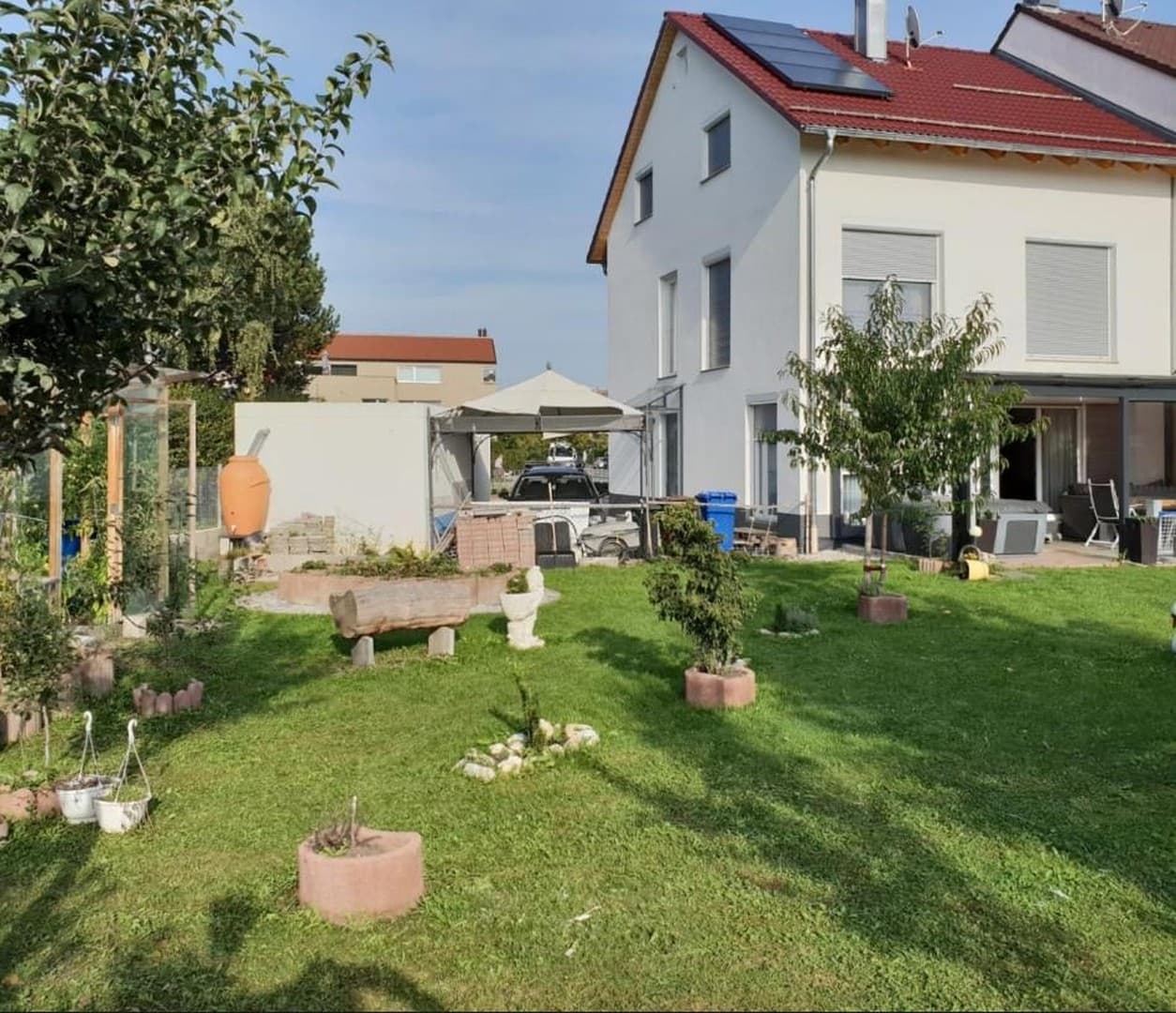 Provisionsfreie große Doppelhaushälfte in Mering St. Afra mit Anbau-Potenzial und sonnigem Garten