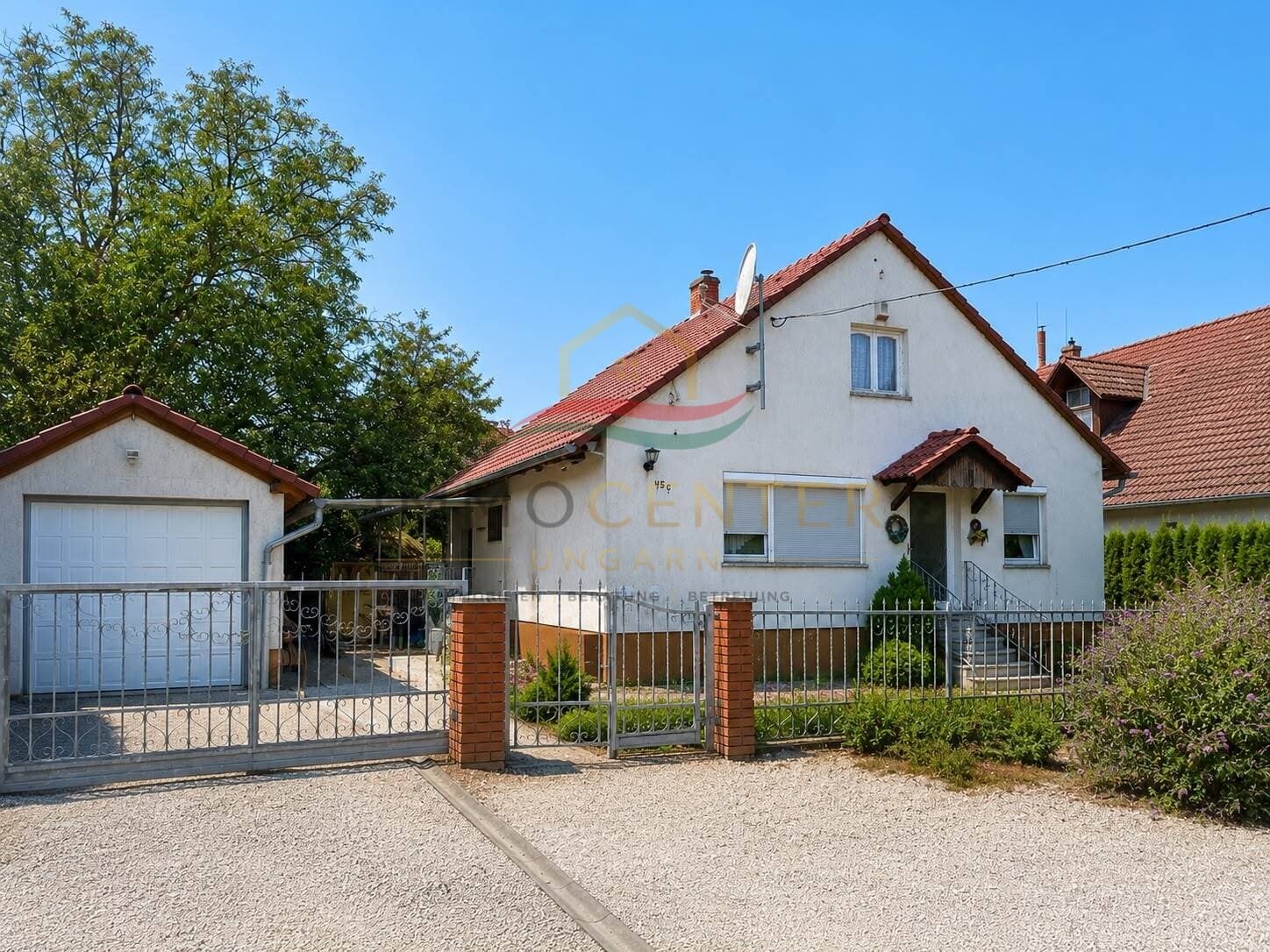 (ABA) Mehrgenerationenhaus am Südufer des Balatons
