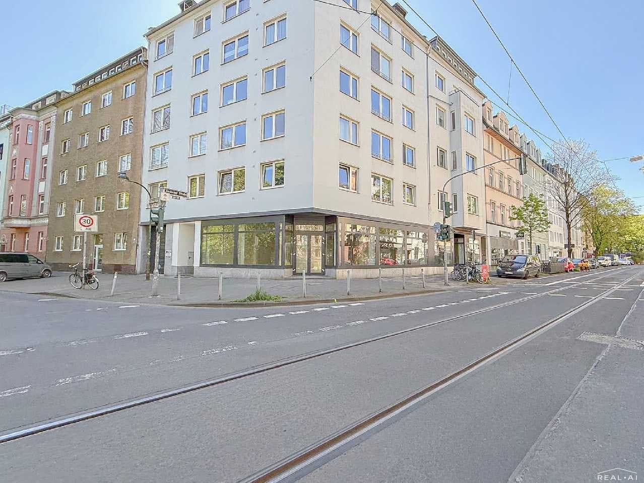 Ladenlokal mit ca. 25m Schaufensterfront in Düsseldorf-Bilk