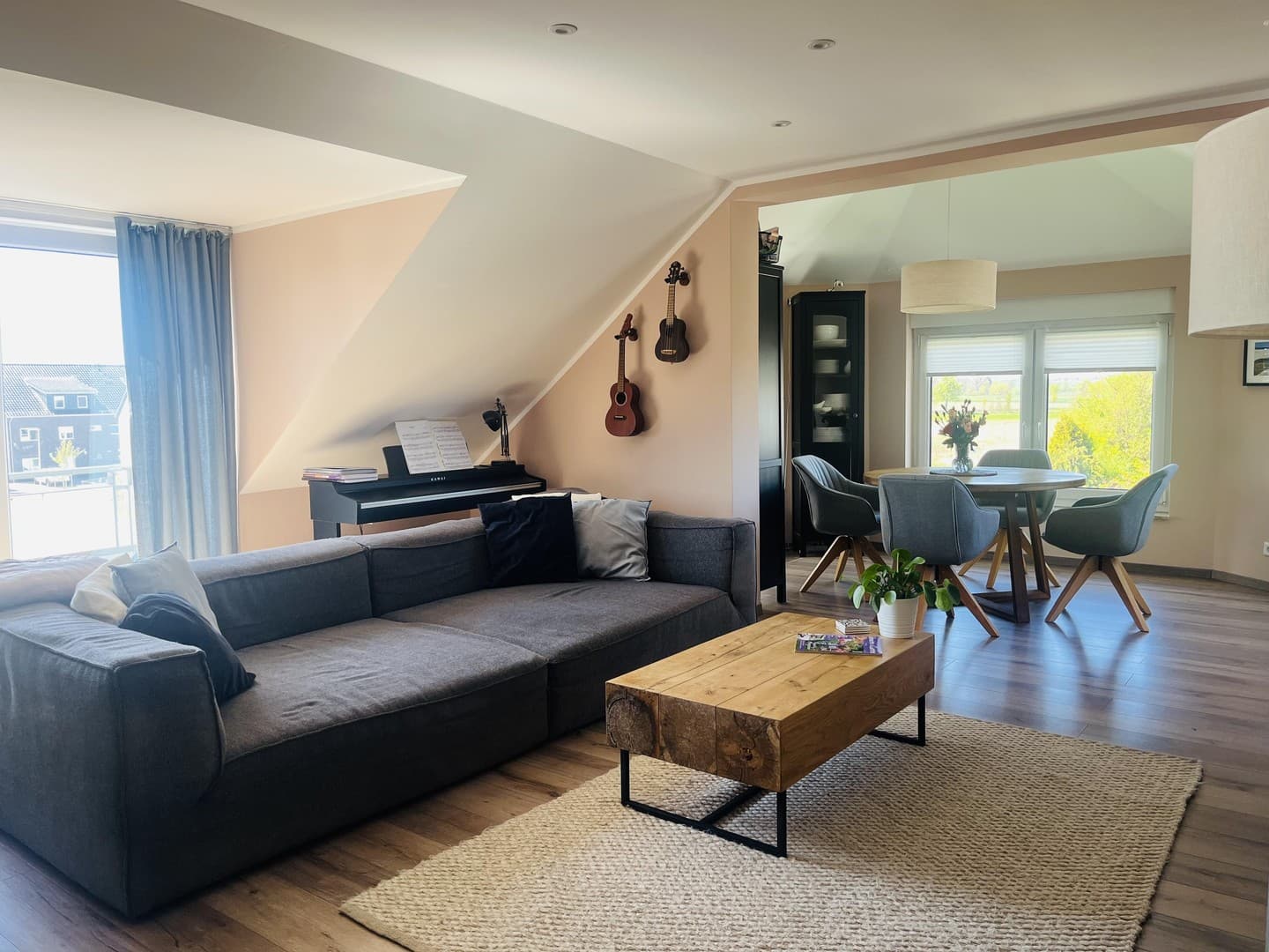 Provisionsfrei: Helle Maisonette mit Erker, Garage & Südbalkon in Salzgitter Fredenberg