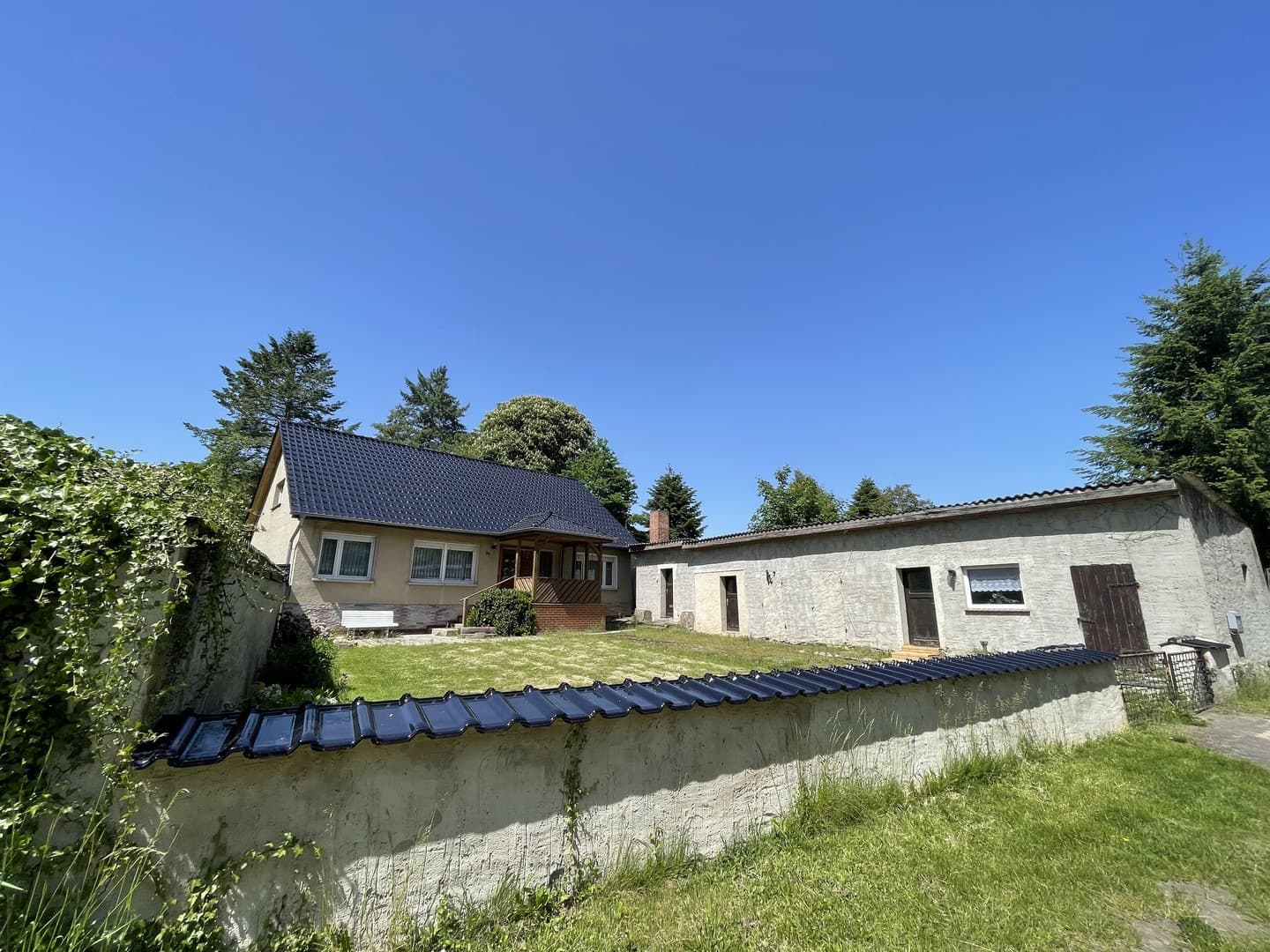 Haus mit Baugrundstück in Top Ortslage