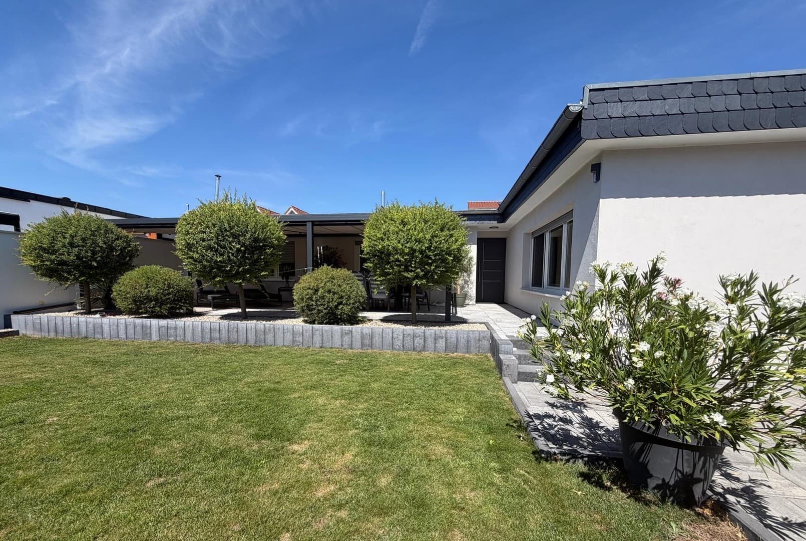 Hochwertiger modernisierter Bungalow in Worms-Neuhausen