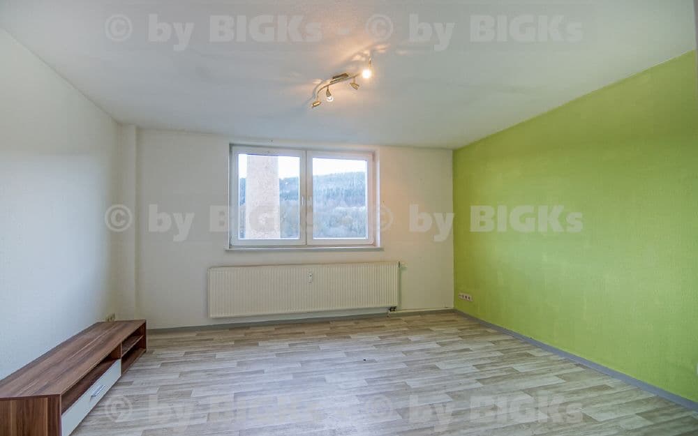 BIGKs - Zella-Mehlis: 4 Zimmer Wohnung,separate Küche, Wannenbad (-;)