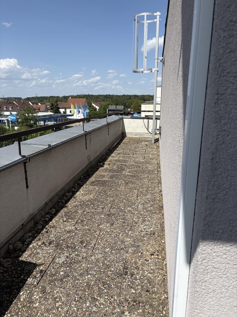 Schöne 2-Zimmer Penthousewohnung (nach Sanierung) in Neckarsulm-Neuberg