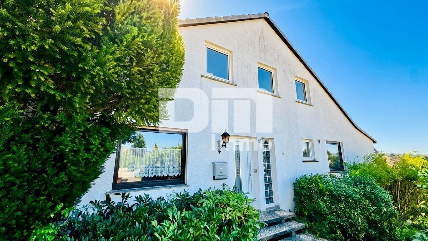 Gepflegte Doppelhaushälfte am Rüsteberg mit Panoramablick über Kassel mit Garten und Stellplatz