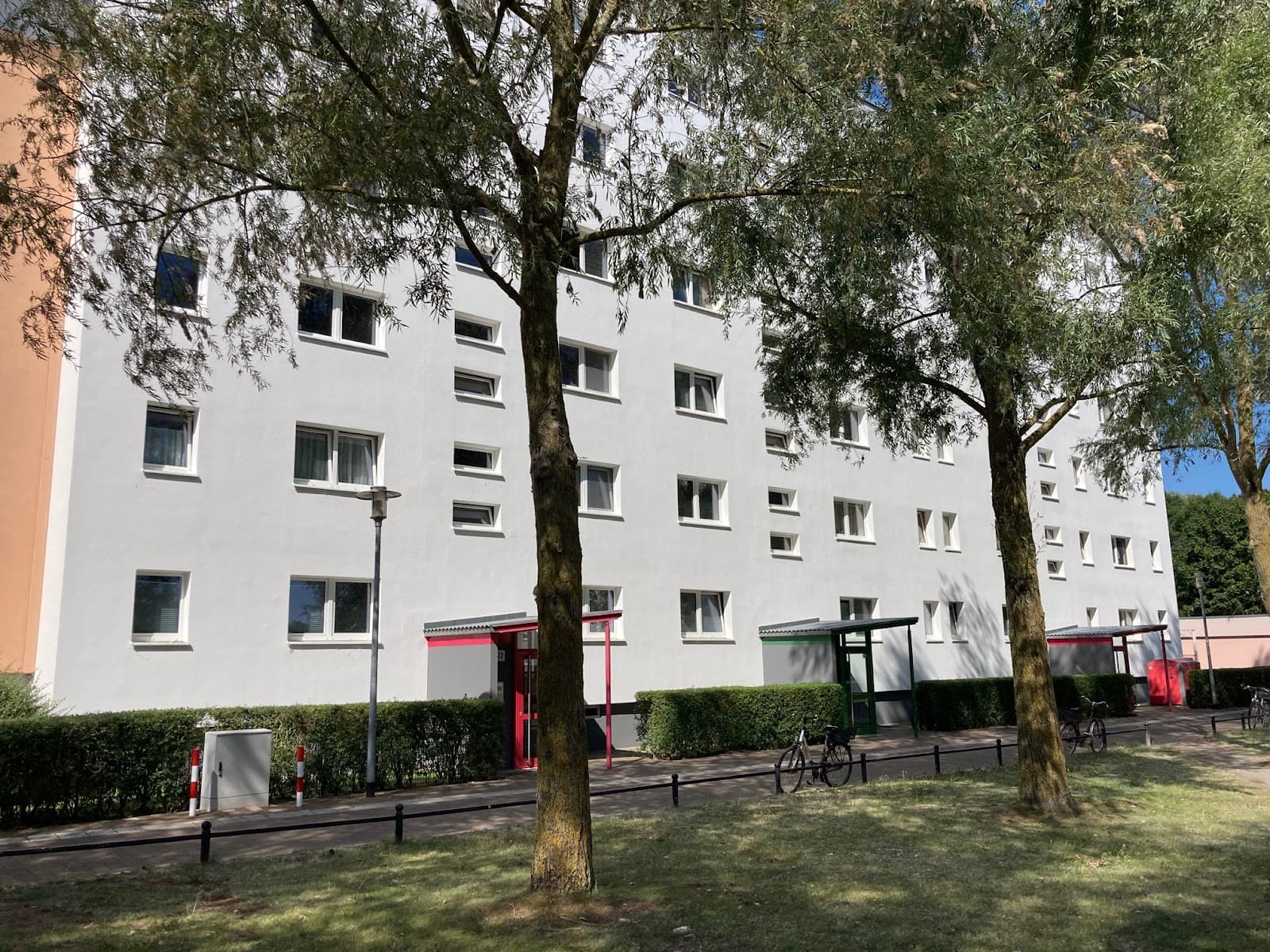 ++ Wohlfühlen auf 4 Zimmer mit Balkon ++