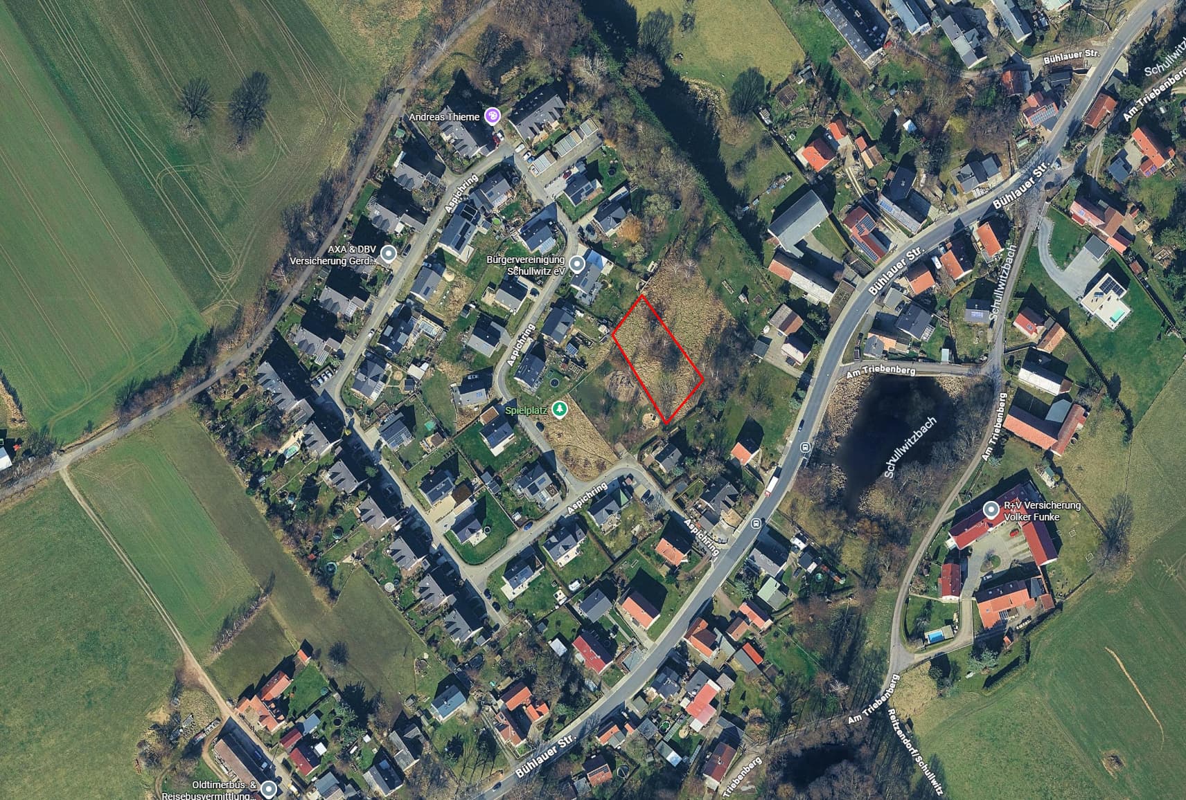 Großes, grünes Grundstück in Dresden Schönfeld-Weißig