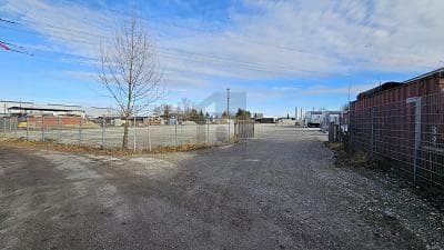 4/M²UMZÄUNTE GEWERBE - FREIFLÄCHE - LAGER