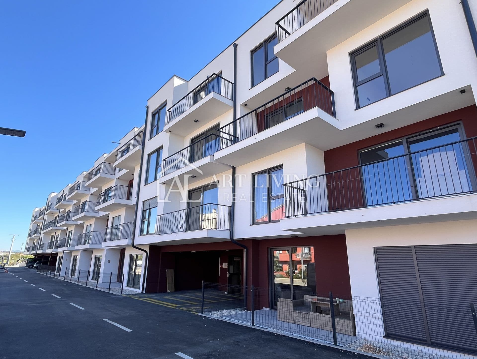 Umag, Zentrum – GELEGENHEIT, Ein-Zimmer-Wohnung mit 2 privaten Parkplätzen
