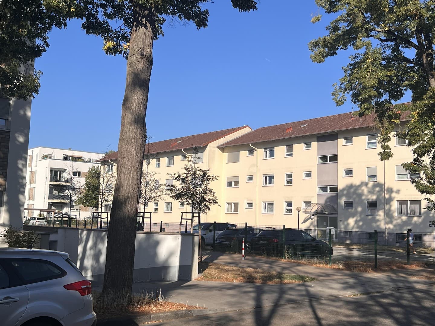 „Traumhafte 5-Zimmer-ETW mit 138 m², 2 Stellplätzen & Top-Ausstattung – Hanau-Tümpelgarten”