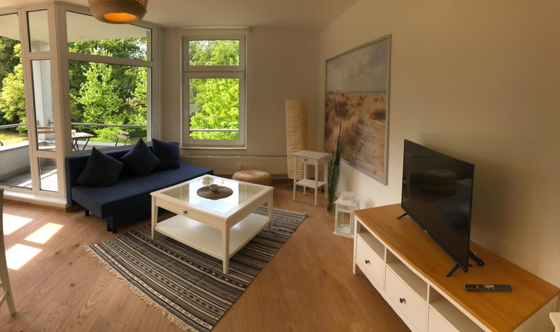 Ruhig, hell, möbliert - Apartment mit Balkon und Top-Anbindung zwischen Adlershof und Flughafen BER