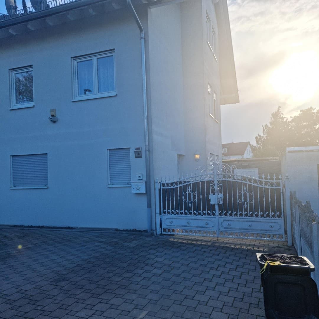 Hochwertige & Moderne Doppelhaushälfte in Pforzheim, Wilferdinger Höhe zu verkaufen
