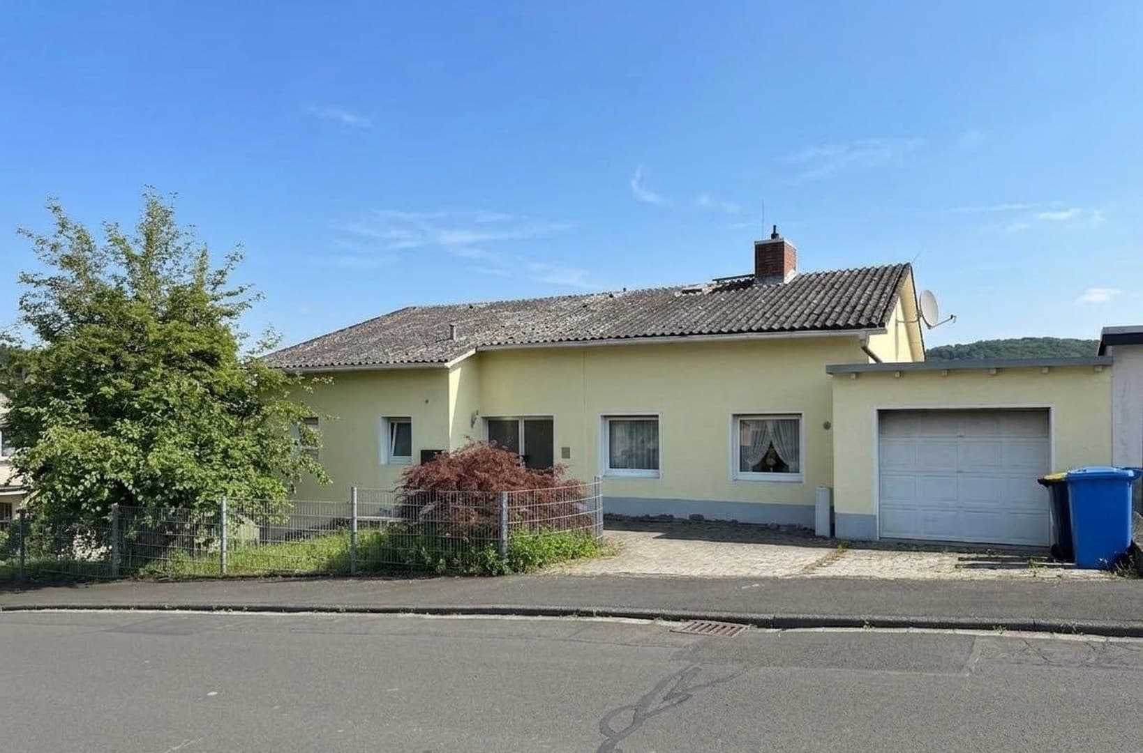 Renoviertes Mehrfamilienhaus in Bestlage direkt in Lollar