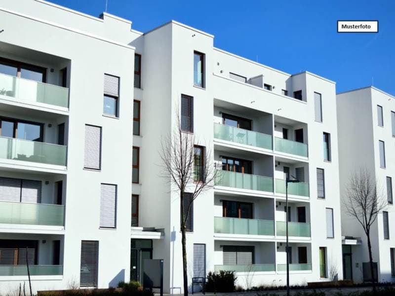 Mehrfamilienhaus in 75179 Pforzheim, Ispringer Str.