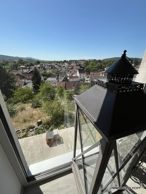 ZUR VERMIETUNG EINE LICHTDURCHFLUTETE DHH IM TOSKANA STIL MIT WEITBLICK IM GOTTESGARTEN
