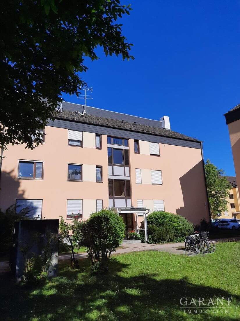 Sehr gepflegte und ruhige 3 Zimmer-Wohnung in Stadtbergen - zur Eigennutzung oder als Kapitalanlage!