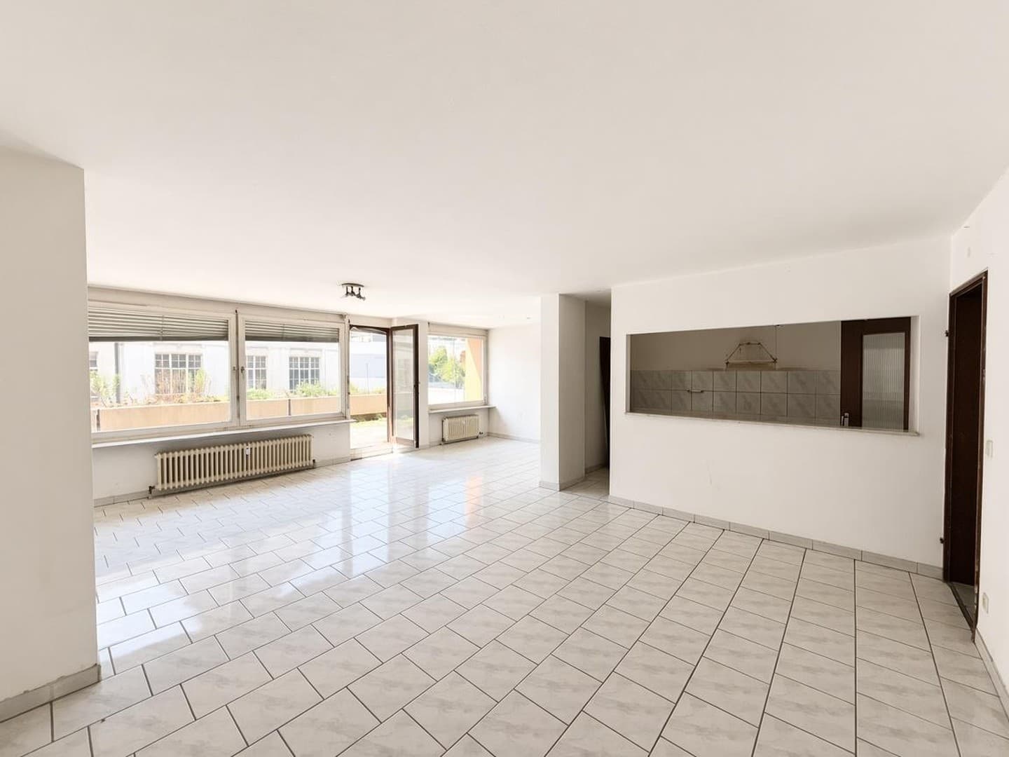 Großzügige 4,5-Zimmer-Terrassenwohnung in gefragter Innenstadtlage Esslingen