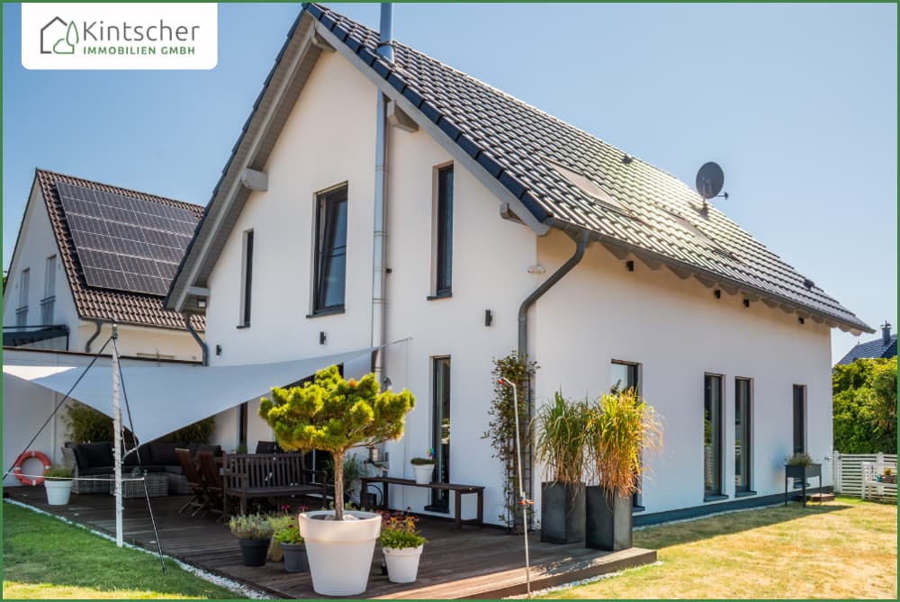 Einfamilienhaus Bj. 2011- KfW70 -
Garage + 3 Stellplätze - Feldrandlage in Burscheid/Benninghausen